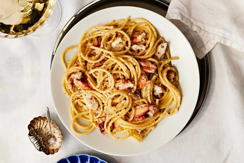 1. Creamy Garlic Butter Crab Linguine