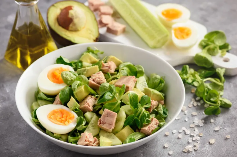 1. High Protein Tuna Salad Bowl