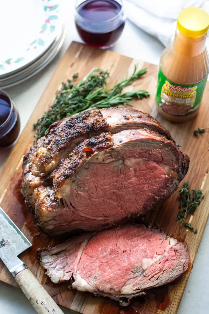 10 Perfect Rib Roast Recipes That Will Make You Feel Like a Celebrity Chef 10. 🌿 Smoked Rib Roast BBQ Style