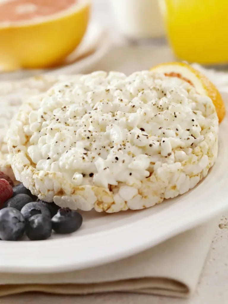 15. Cottage Cheese Rice Cakes