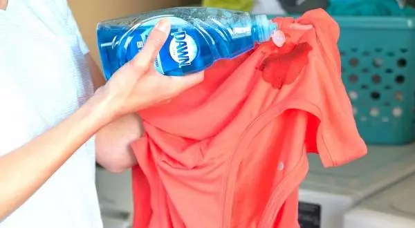How to choose the right dish soap for laundry