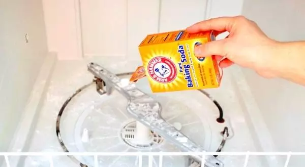 how to clean dishwasher with baking soda