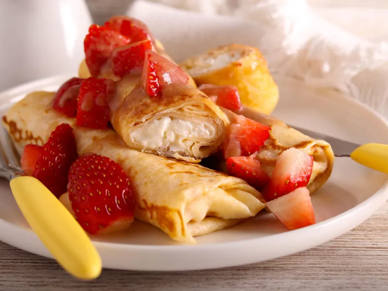 25 Protein-Packed Yogurt Breakfast Bowls You’ll Want Every Day 22. Yogurt Crepes