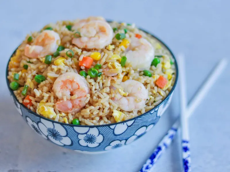 10 Easy Fried Rice Recipes That'll Save Your Weeknight Dinners 3. Shrimp Fried Rice