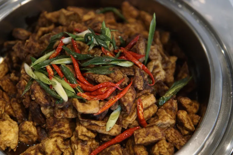 20 Powerful Estrogen-Boosting Foods That Naturally Support Hormonal Balance 4. Tempeh