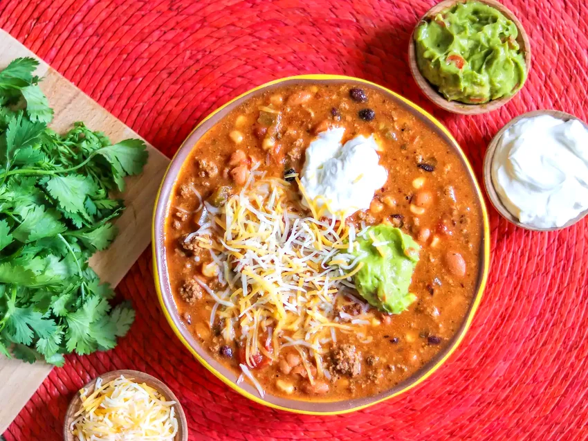 5 Ingredient Cheesy Taco Soup