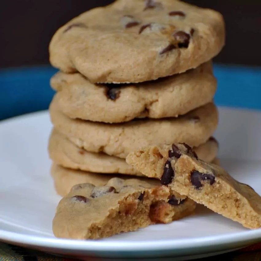 Simple Baking Treats Using Just 5 Ingredients or Less 5-Ingredient Easy Chocolate Chip Cookies