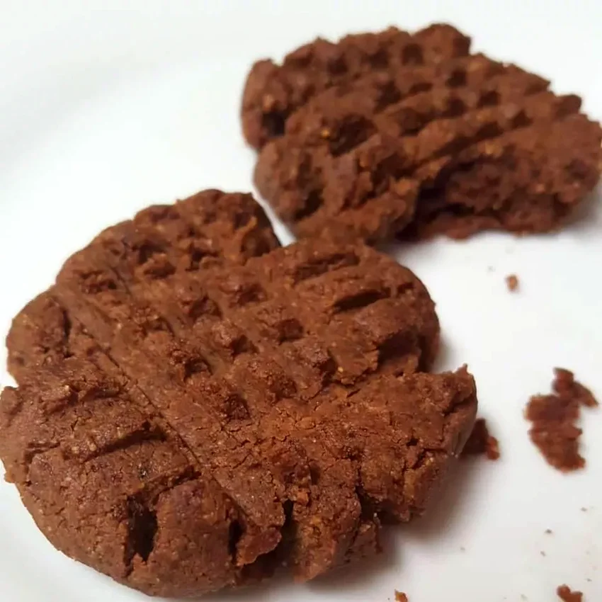 Simple Baking Treats Using Just 5 Ingredients or Less 5-Ingredient Peanut Butter Chocolate Cookies