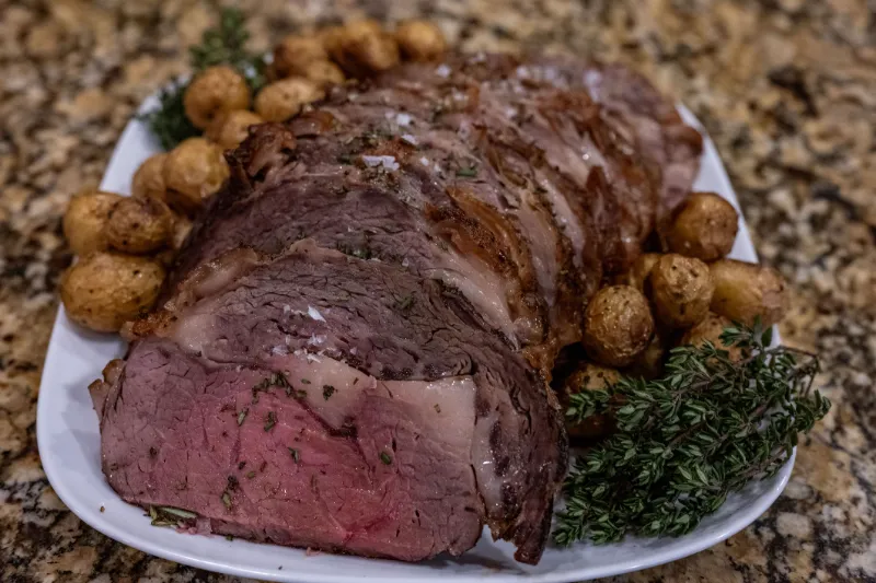 10 Perfect Rib Roast Recipes That Will Make You Feel Like a Celebrity Chef 5. 🍷 Red Wine Au Jus Rib Roast