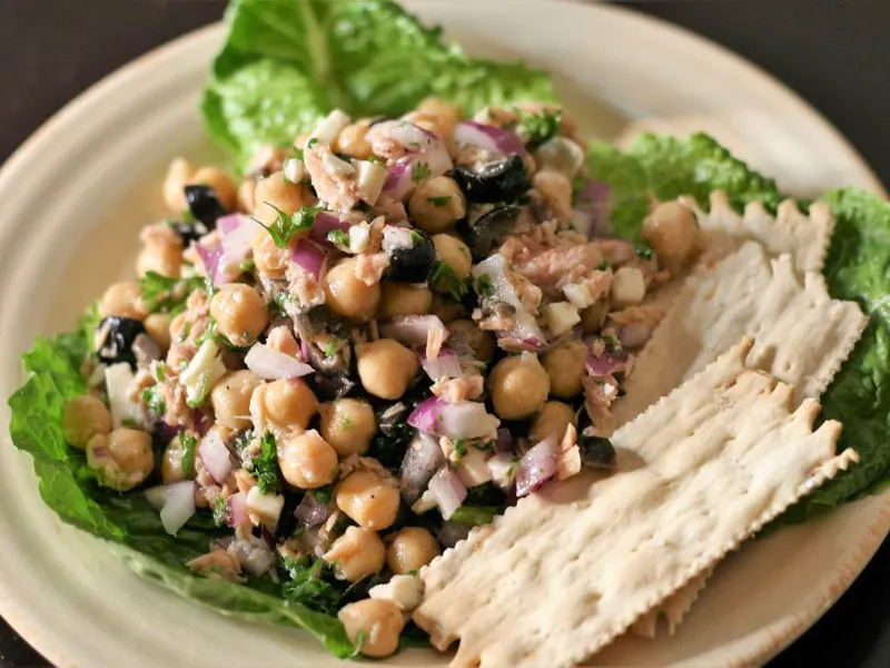 6. Tuna Chickpea Protein Salad