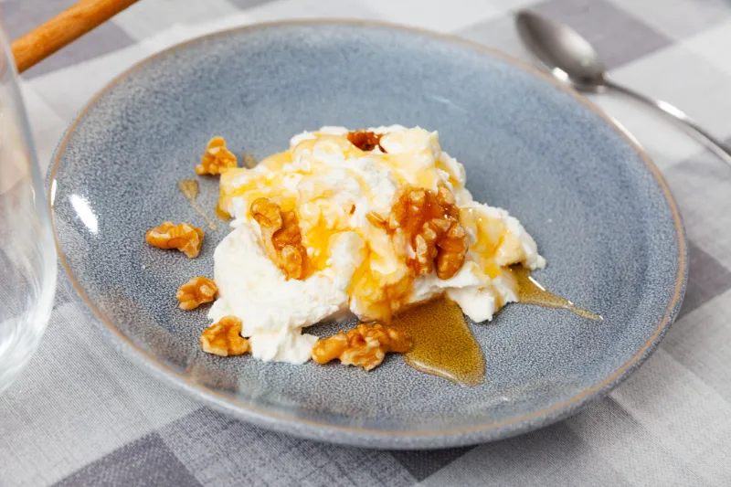 7. Cottage Cheese with Honey and Walnuts