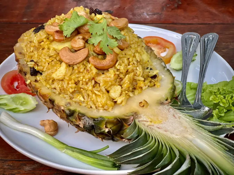 10 Easy Fried Rice Recipes That'll Save Your Weeknight Dinners 8. Pineapple Fried Rice