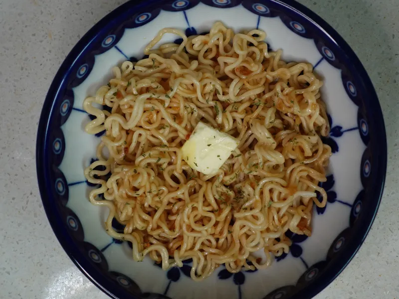 8. 🧄 Garlic Butter Ramen 1