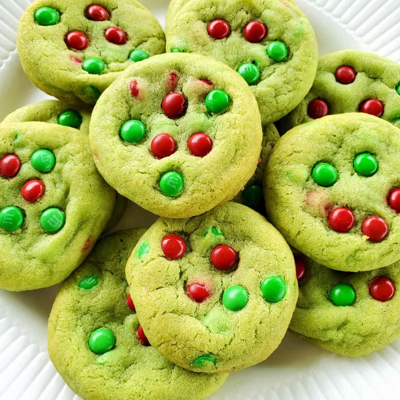 9 Grinch MM Cookies
