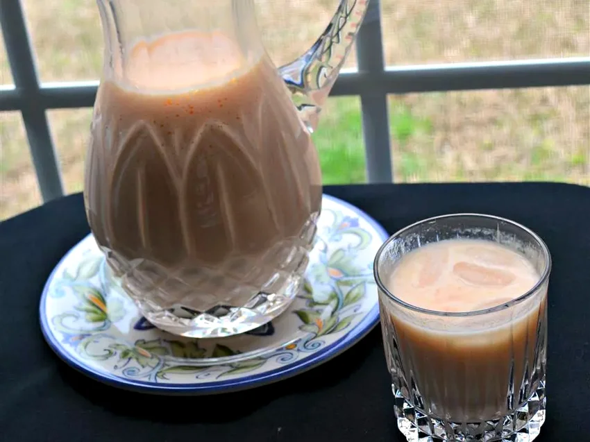 15 Fresh and Cooling Agua Fresca Recipes for Summer Agua de Melon (Cantaloupe Juice)