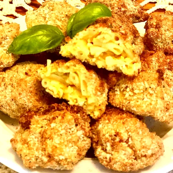 44 Hot Weather Air Fryer Recipes for Easy Summer Cooking Air Fryer Mac and Cheese Balls
