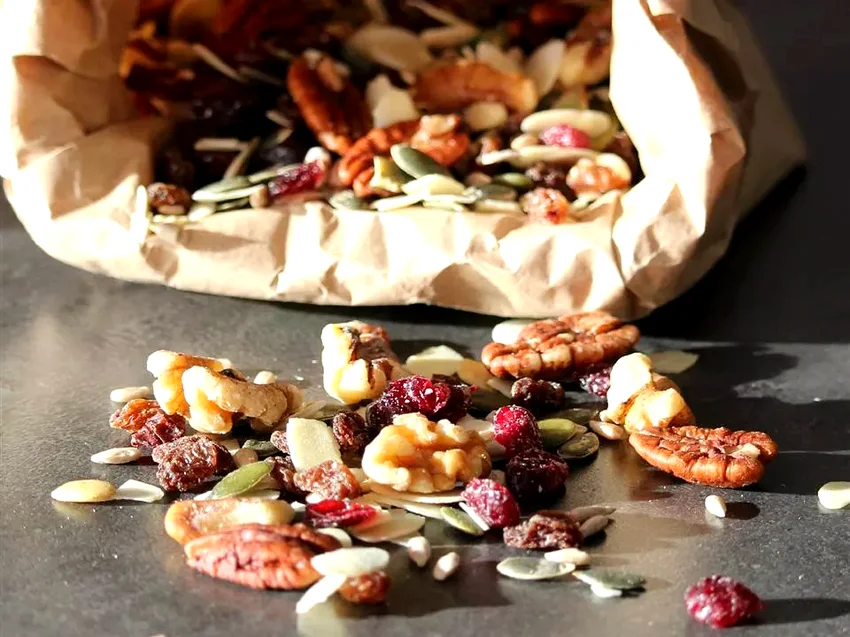 19 Outdoor Snacks That Will Keep You Satisfied Antioxidant Trail Mix