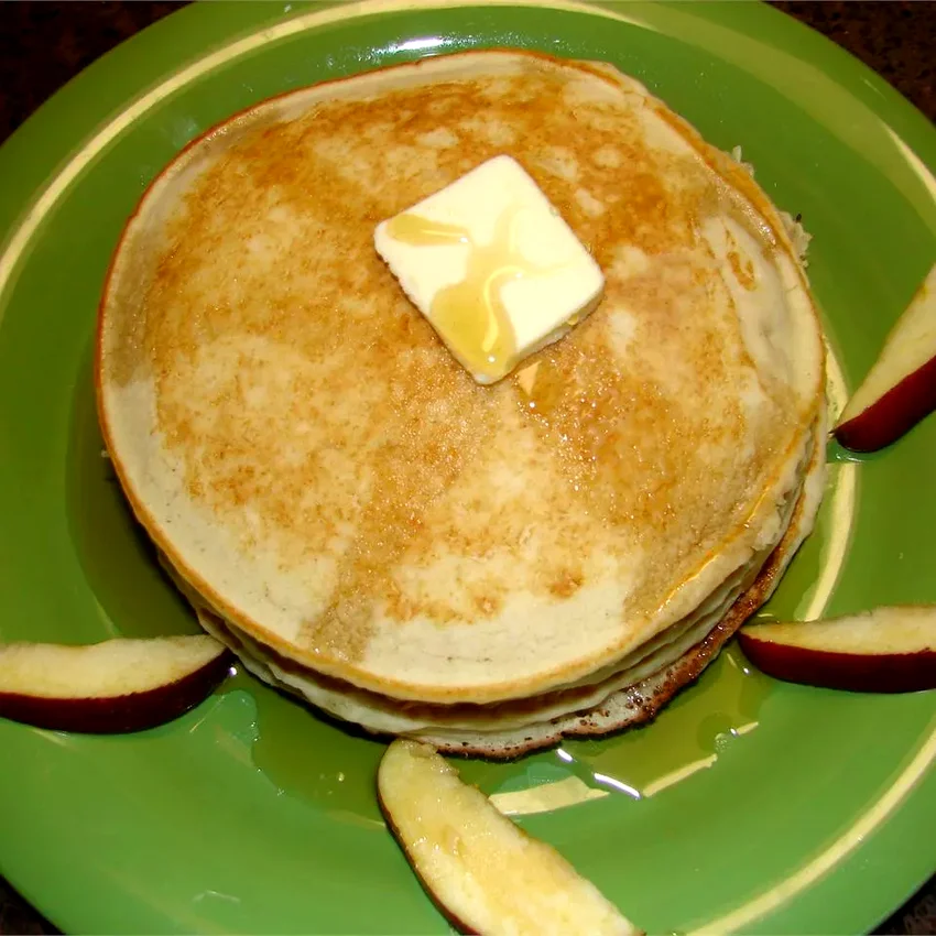 17 Fall Apple Pancake Recipes for Cozy Morning Meals Apple Cider Pancakes