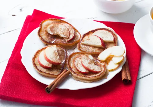 Apple Cinnamon Pancakes