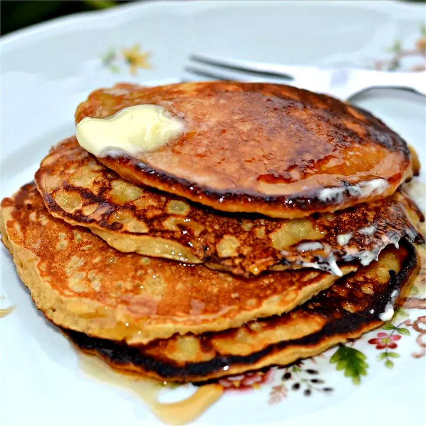 17 Fall Apple Pancake Recipes for Cozy Morning Meals Apple Cinnamon Pancakes