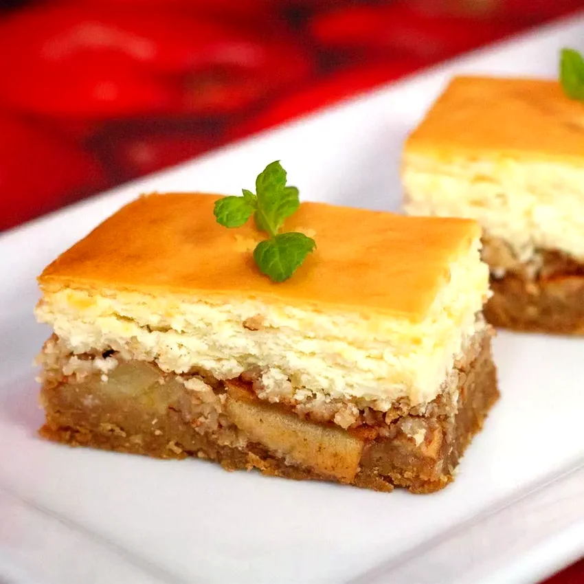 25 Apple Cinnamon Treats That Capture Autumn's Flavor Apple Crisp Cheesecake