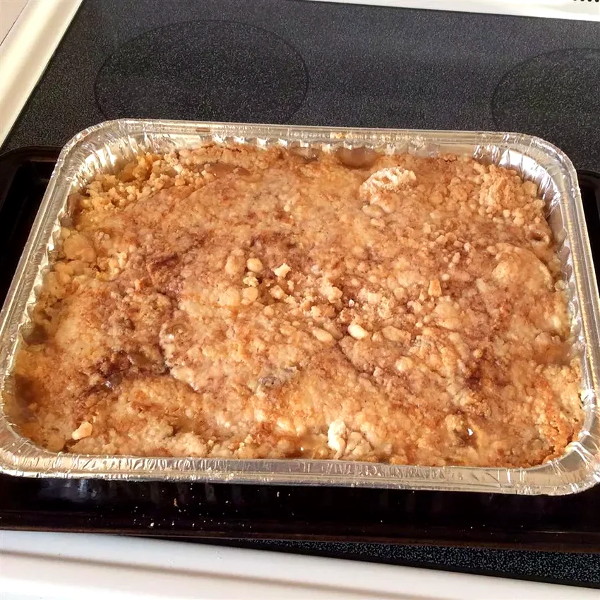 Simple Baking Treats Using Just 5 Ingredients or Less Apple Pie Cake-Mix Cake