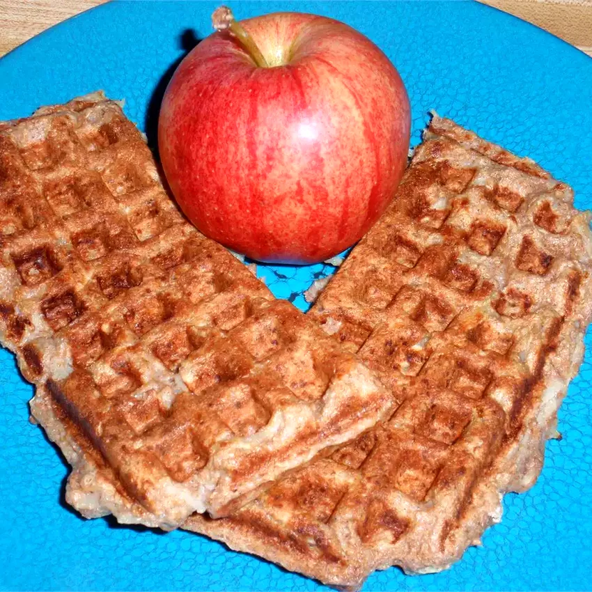 15 Sweet Breakfast Ideas That Taste Like Amazing Desserts Apple Pie Waffles