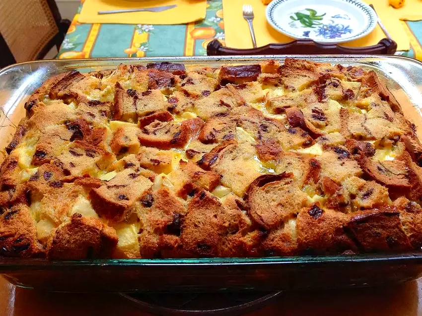 21 Holiday Morning Breakfast Bakes You Can Prep Ahead Apple Raisin French Toast Strata