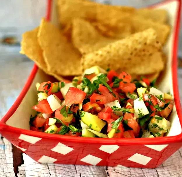 10 Amazing Honeycrisp Apple Recipe Ideas You'll Love Apple Tomato Salsa