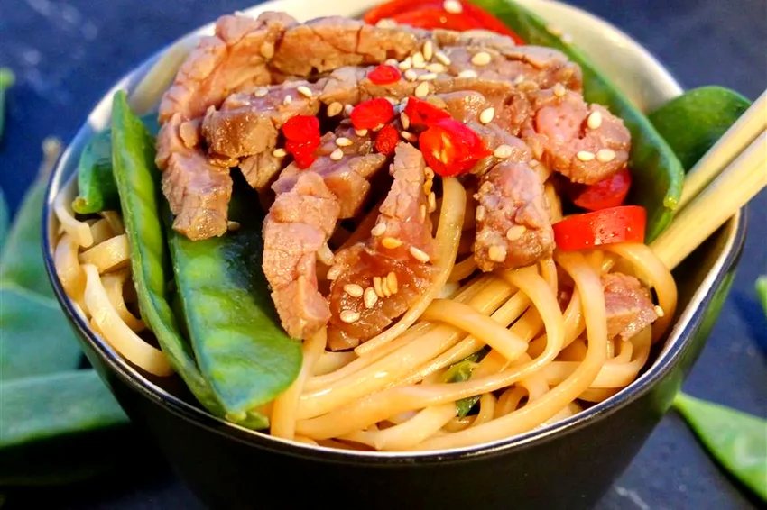 Asian Steak and Noodle Bowl