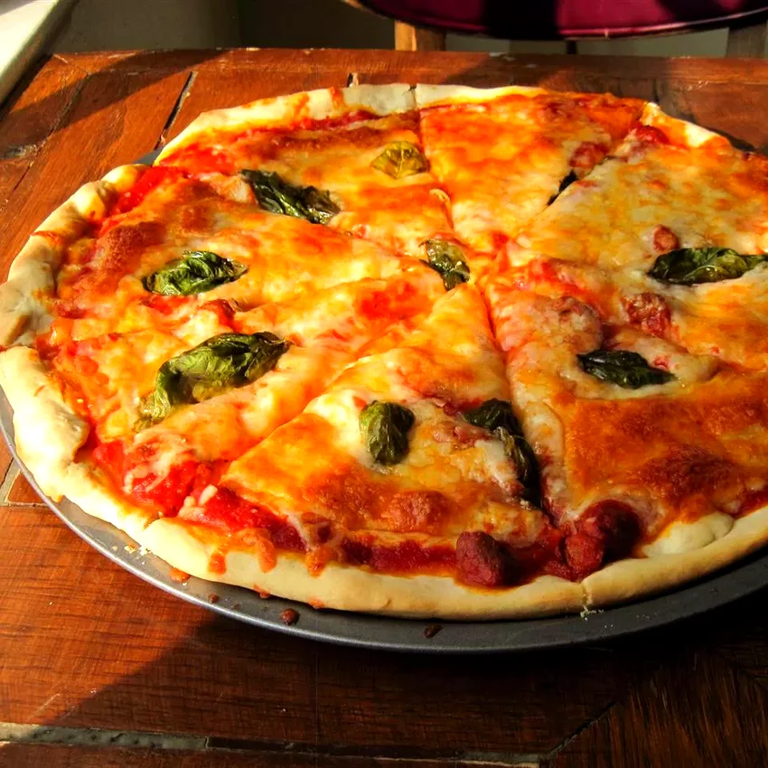 Authentic Pizza Margherita