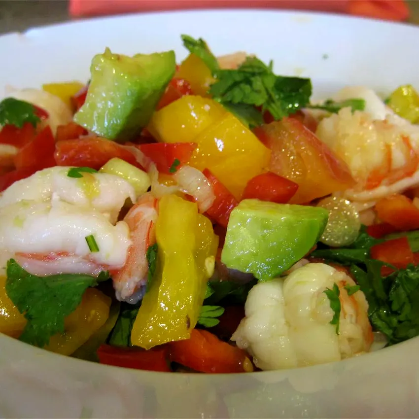 Avocado-Lime Shrimp Salad (Ensalada de Camarones con Aguacate y Limon)
