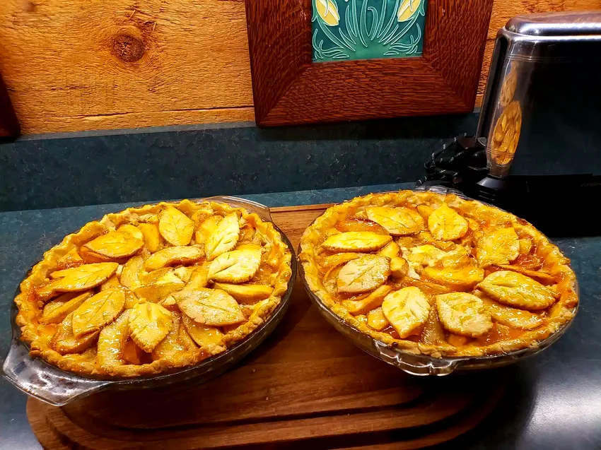 18 Prize-Winning Dessert Recipes That Earned Blue Ribbons Award-Winning Apple Cream Pie