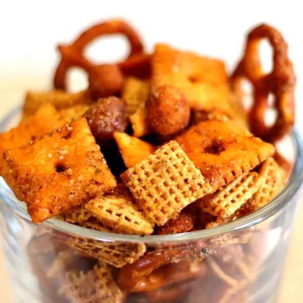 10 Simple Prepare-Ahead Party Appetizers BBQ Snack Mix