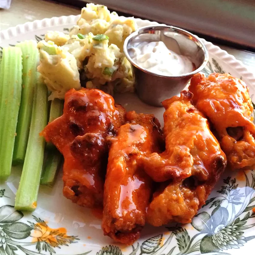 25 Best Game Day Chicken Wing Recipes for Big Crowds Baked Buffalo Wings