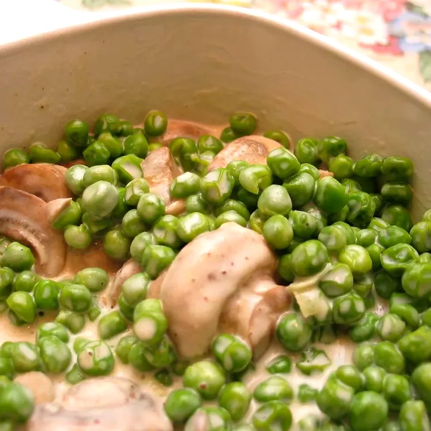30 Perfect Side Dishes for Chicken, Any Cooking Method Baked Chicken: Creamy Mushroom Peas