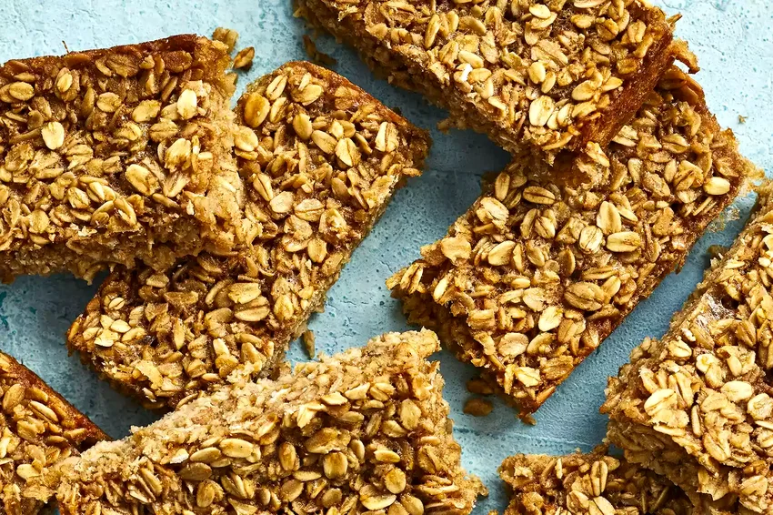 Baked Oatmeal Breakfast Bars