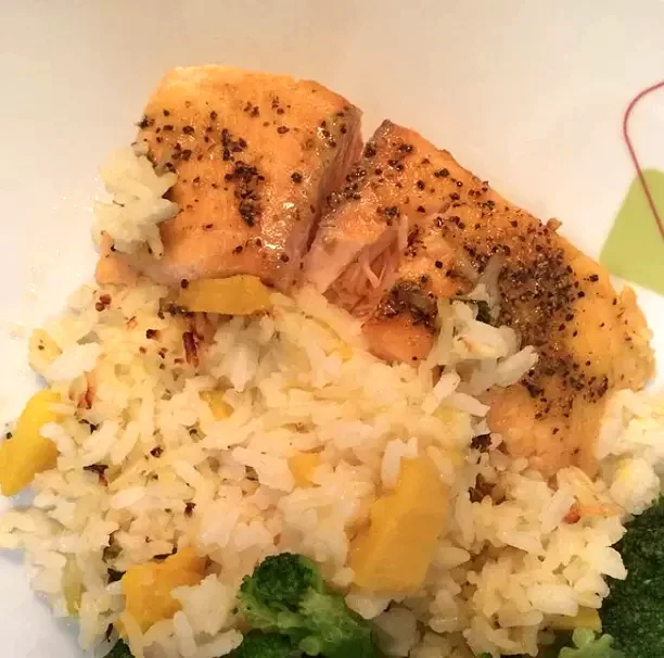 16 Easy Salmon and Rice Dinners Perfect for Tonight Baked Salmon with Tropical Rice