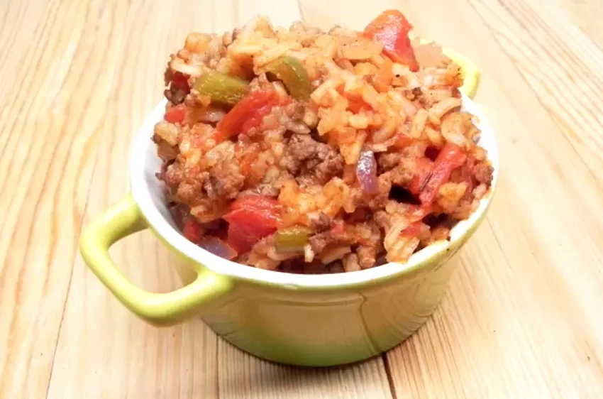 25 Simple Beef Rice Dishes for Quick Weeknight Meals Baked Spanish Rice and Beef