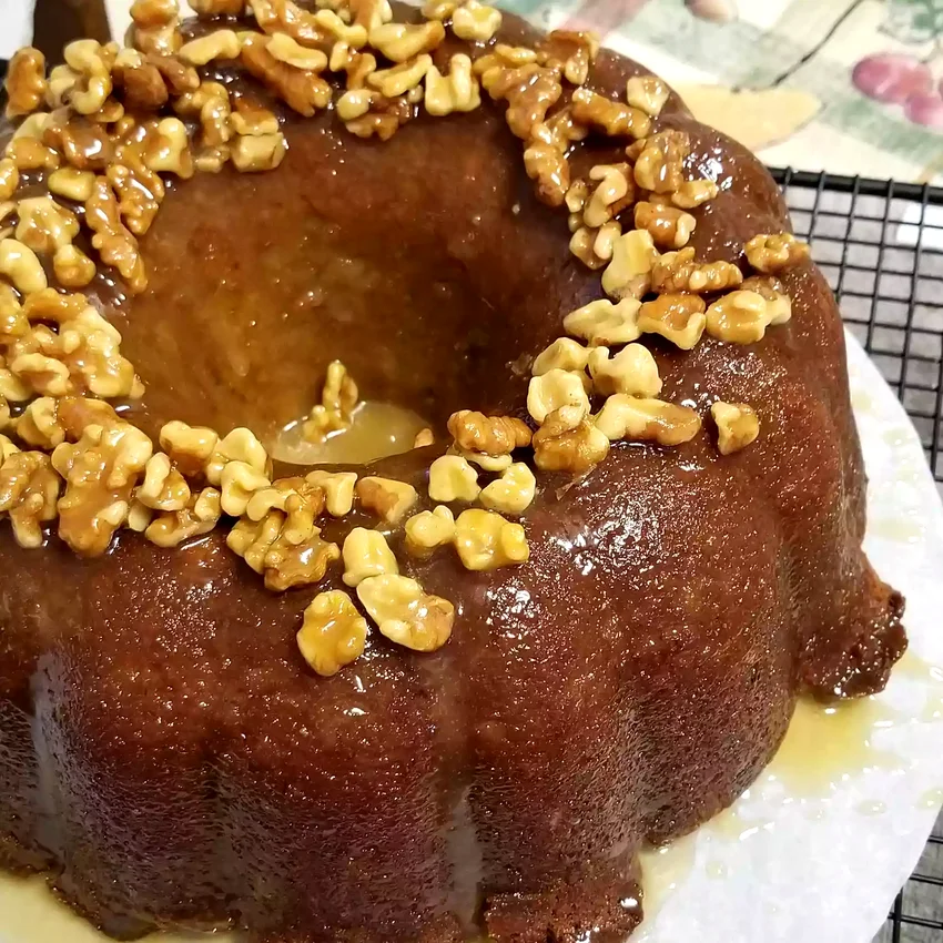 Banana Pound Cake With Caramel Glaze