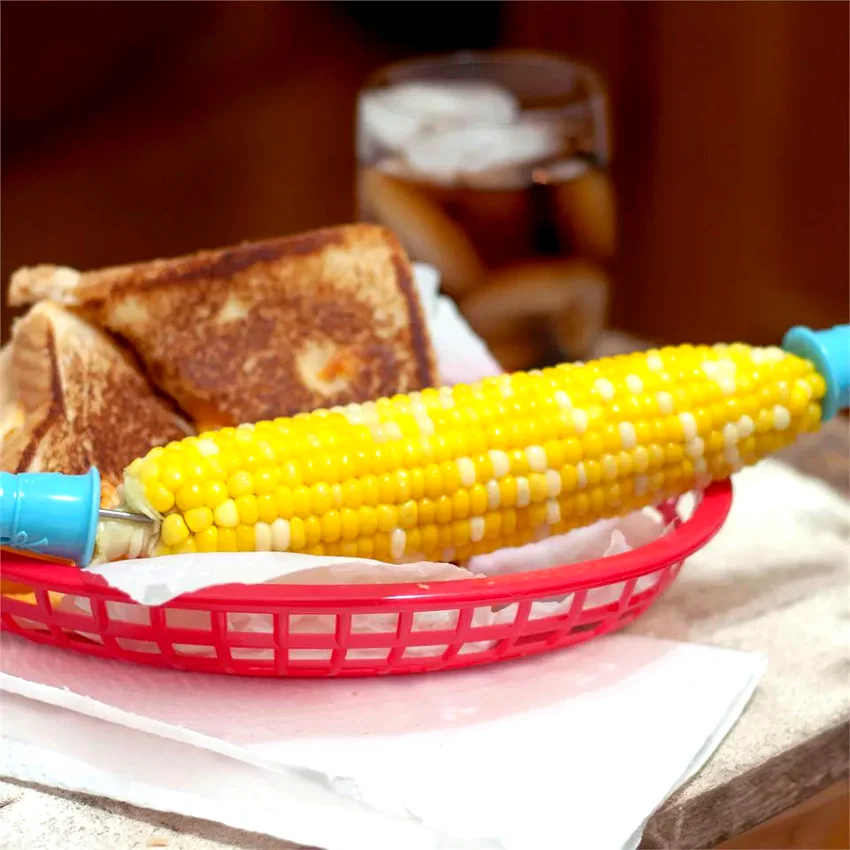 30 Perfect Side Dishes for Chicken, Any Cooking Method Barbeque Chicken: Microwave Corn on the Cob