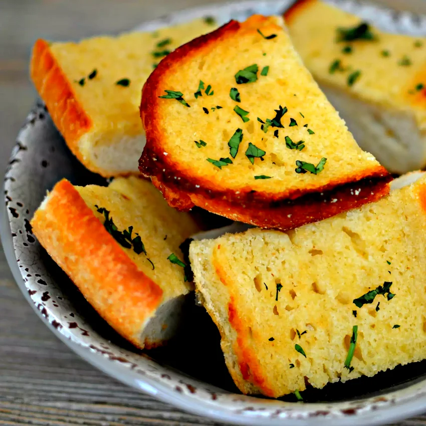 30 Perfect Side Dishes for Chicken, Any Cooking Method Barbeque Chicken: Roasted Garlic Bread