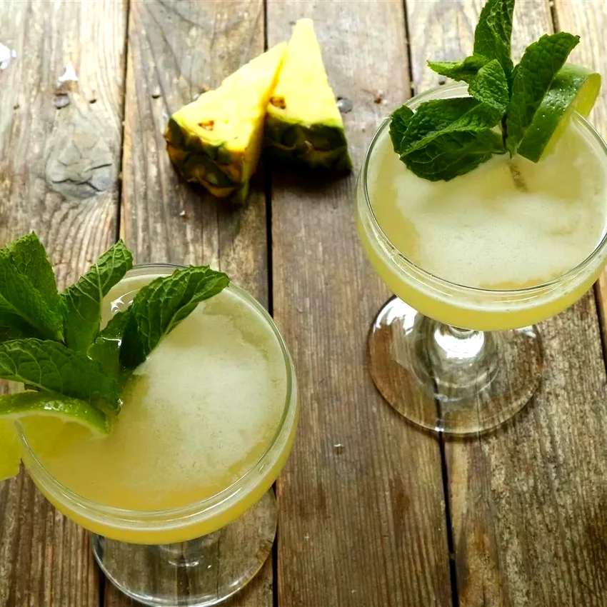 36 Island Cocktails and Tropical Food Favorites Beachside Daiquiri