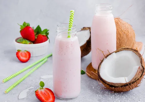 Berry and Coconut Milk Smoothie