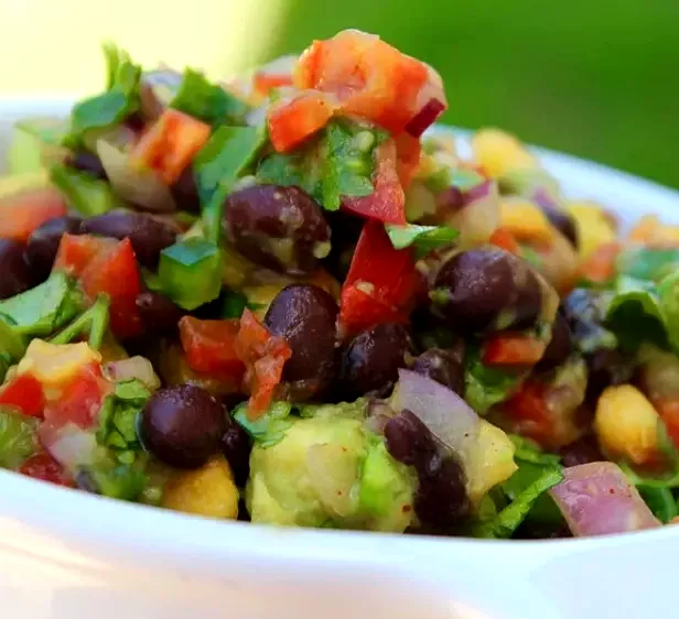 10 Fresh Peach Salad Ideas for Your Summer Table Black Bean Salad With Peaches