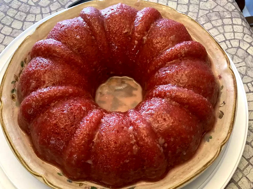 32 Amazing Desserts Using White Cake Mix for Easy Baking Blackberry Wine Cake