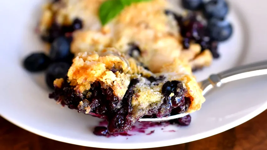 Top 15 Simple Dump Cake Recipes for Effortless Desserts Blueberry Dump Cake