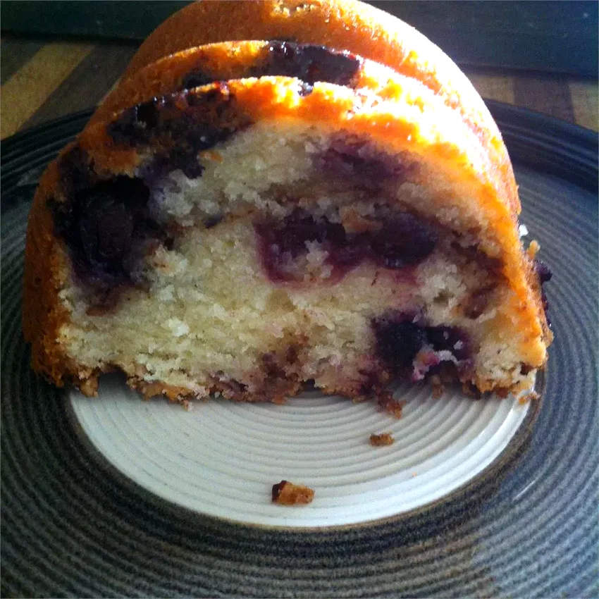 27 Amazing Cakes Using Sour Cream for Extra Moisture Blueberry Sour Cream Coffee Cake