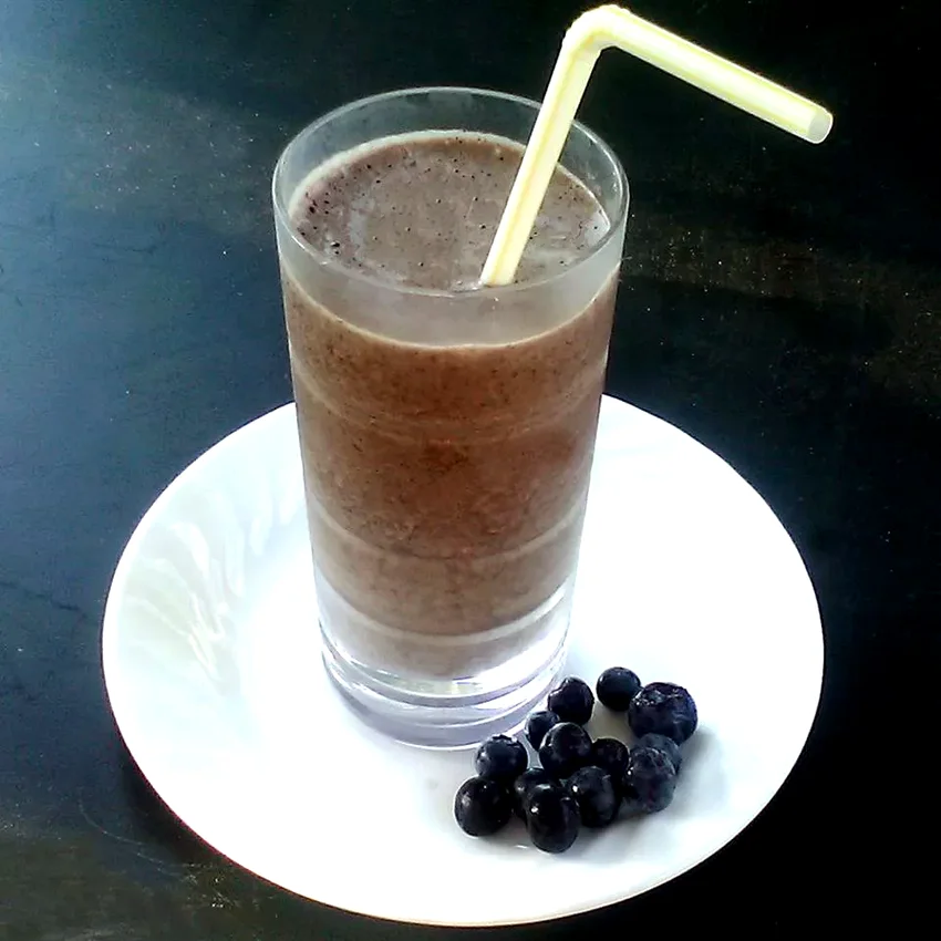20 Healthy Morning Smoothie Recipes for Fresh Daily Energy Blueberry Spinach Protein Smoothie