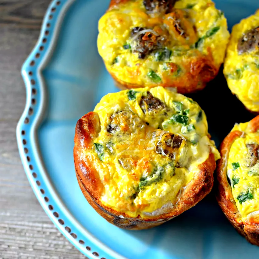 18 Hearty Dinner Ideas That Begin With Canned Biscuits Breakfast Pies